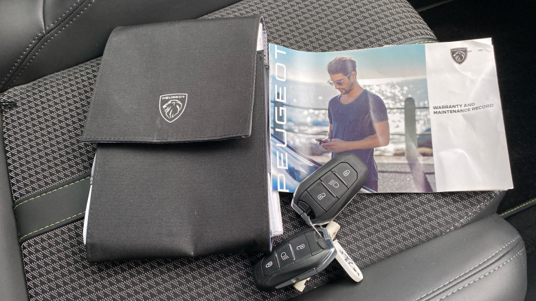 Peugeot 208 1.2 PureTech 100 GT 5dr Petrol Hatchback